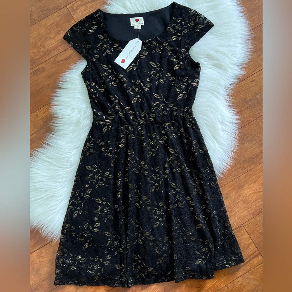 NWT One Clothing Black Lace Cap Sleeve Dress-Size S